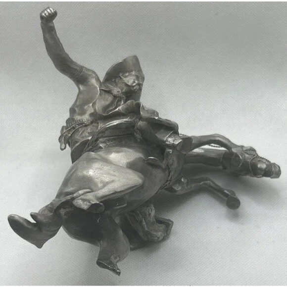 1983 CHILMARK ? Cheyenne inspired by Fredric Remington ? As Is No stand No Base - Picture 4 of 9